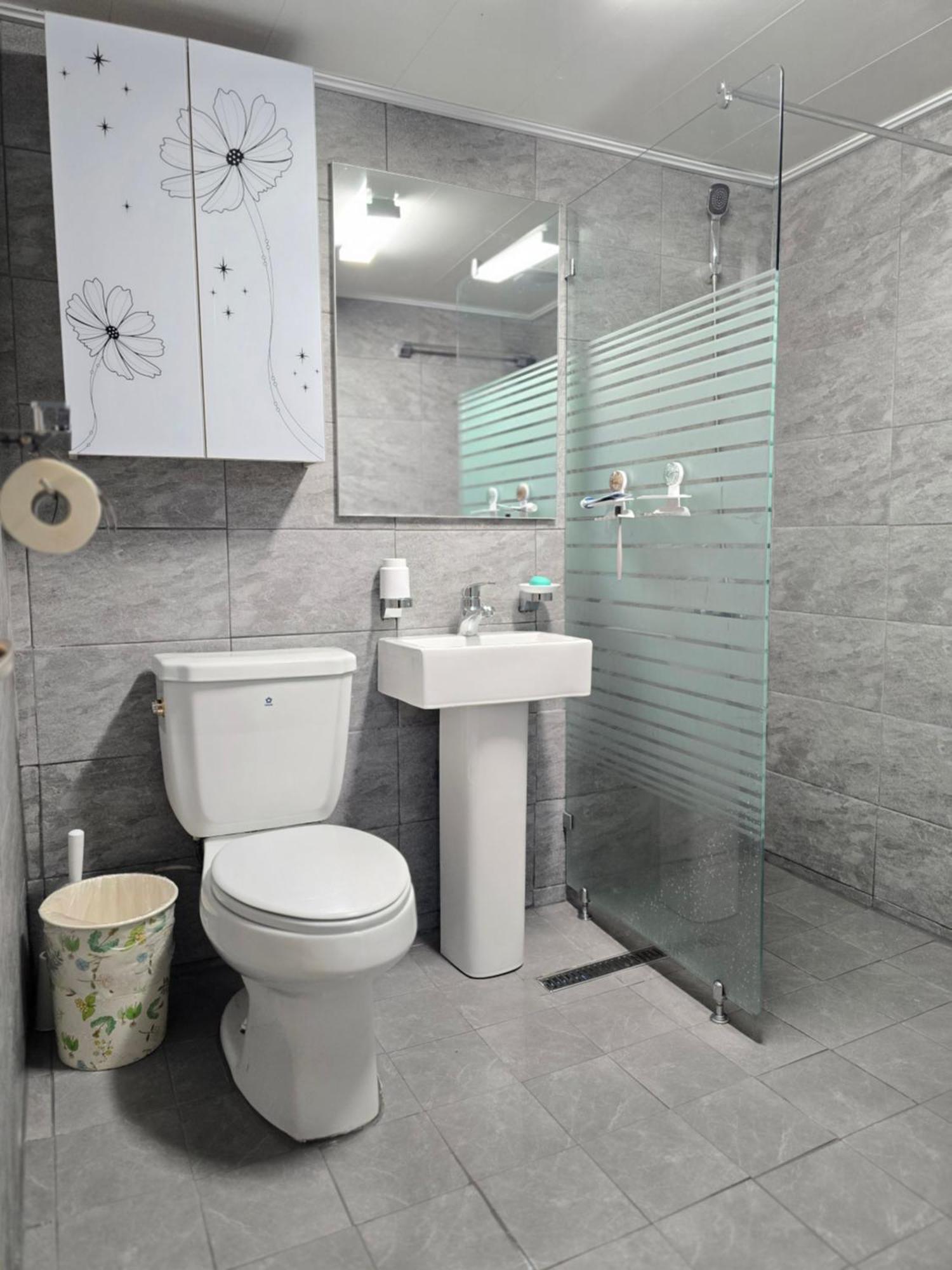 Happy Garden Guesthouse Сеул Екстер'єр фото